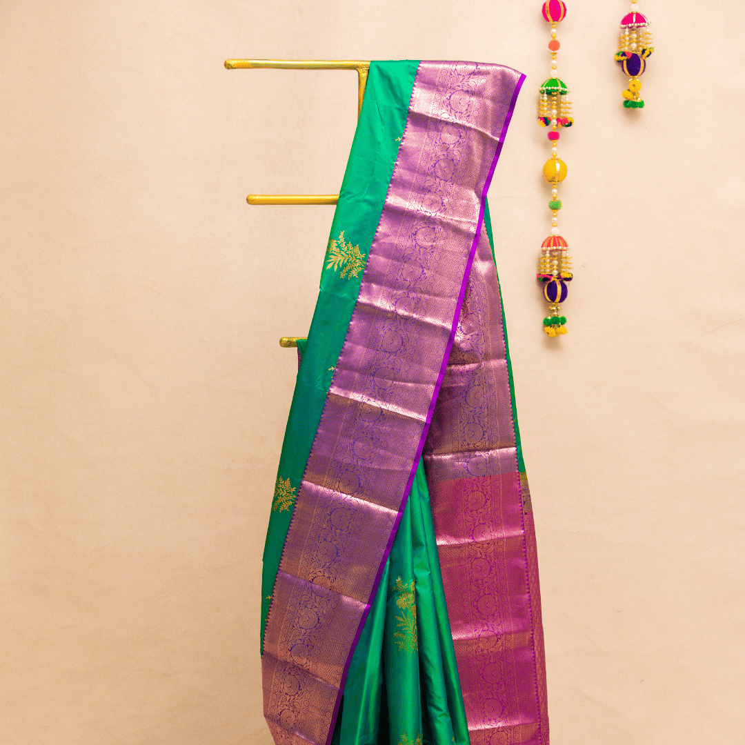 Elegant Green Contrast Border Saree