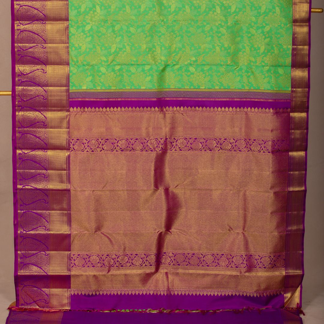 Elegant Light Green Contrast Border Saree